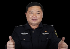 全國人大代表、黃山“守松人”