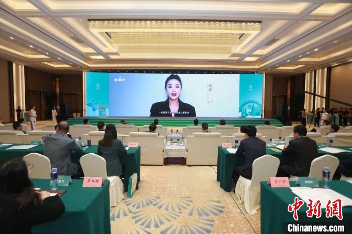 高葉、白鹿為家鄉(xiāng)代言常州10億元補貼豪推文商旅融合發(fā)展