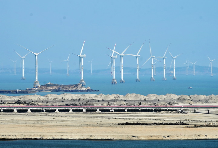 2021年3月9日，三峽福清興化灣海上風電場。新華社記者 林善傳 攝