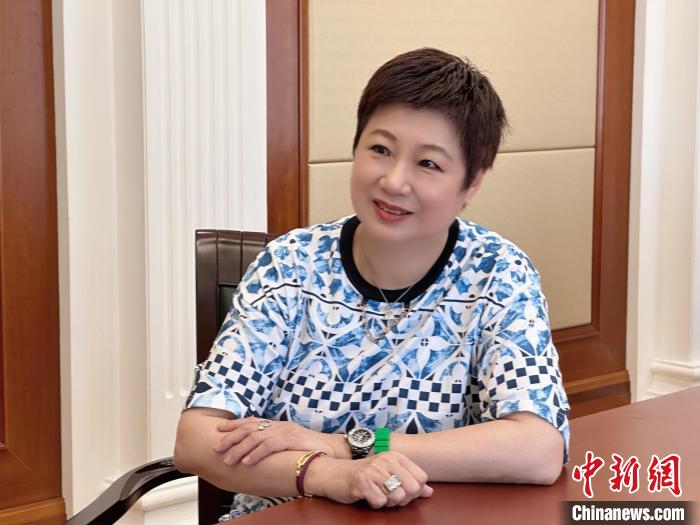 專訪榮毅仁侄女榮智豐：不想為“榮”字丟臉，要做最好