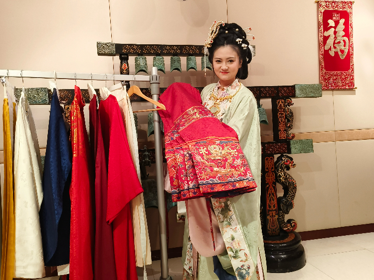 馬耳他中國(guó)文化中心的漢服展示。馬耳他中國(guó)文化中心供圖