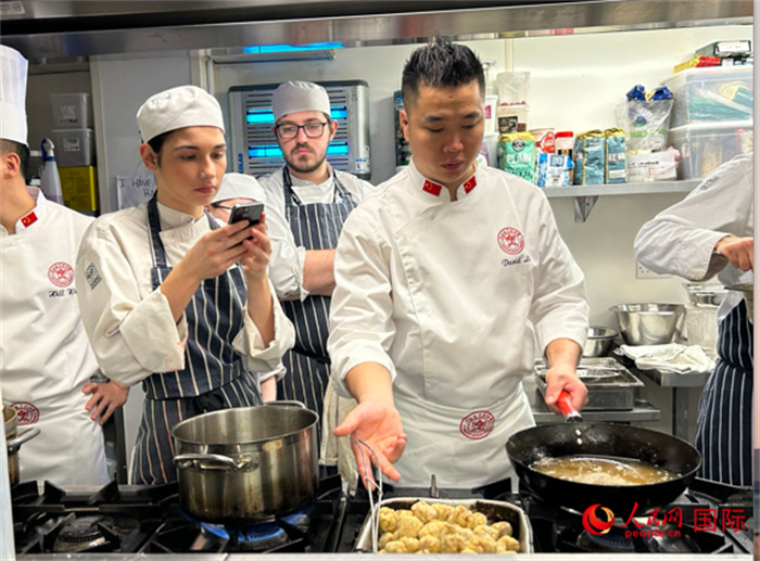 活動現(xiàn)場 。于果攝