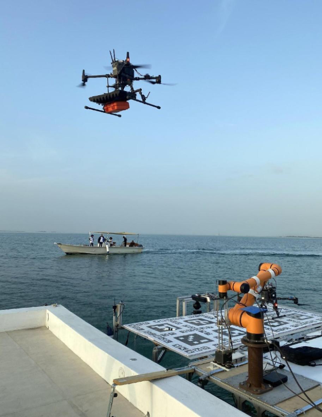 圖為飛鷹隊(duì)在比賽中。北京理工大學(xué)供圖