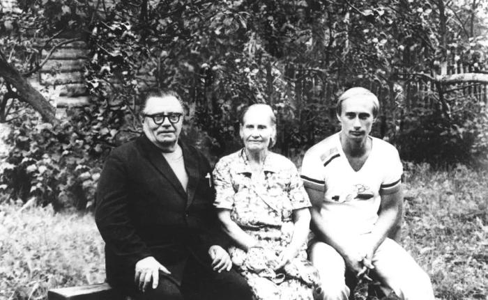 從圣彼得堡到莫斯科，普京從政大事記：下一個(gè)六年怎么走？