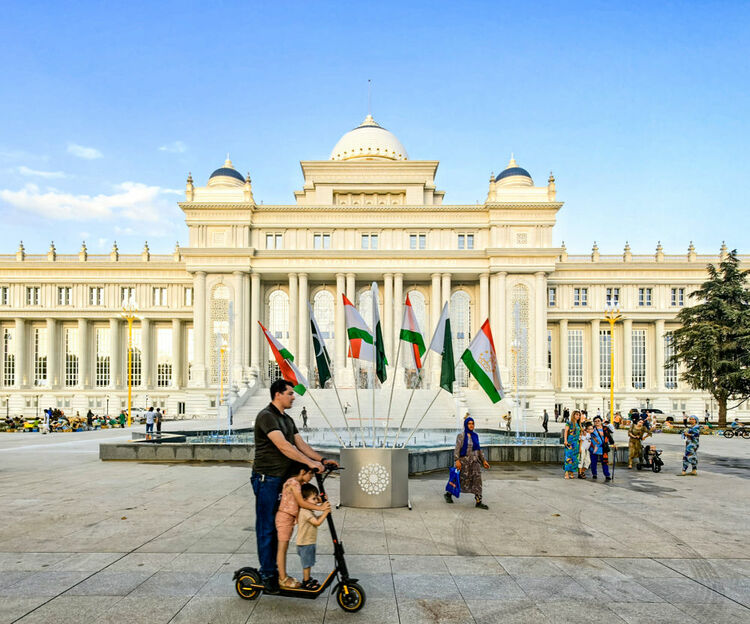 第1視點丨這兩座大樓，見證著中塔友誼