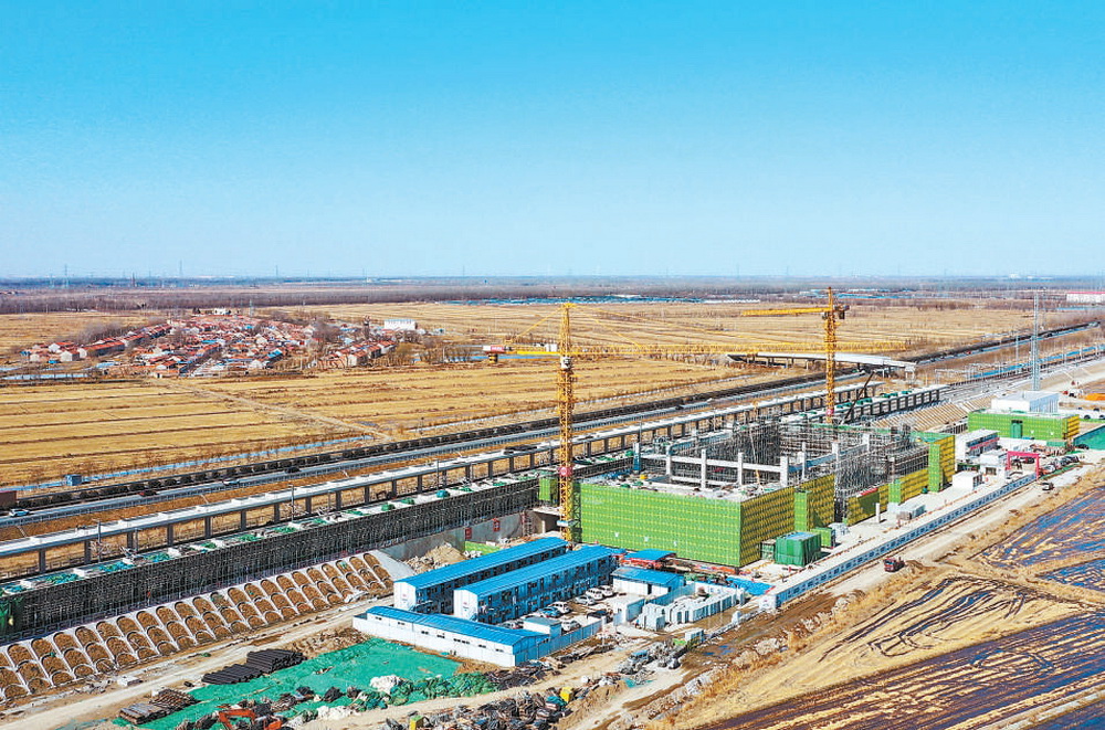 2月26日拍攝的建設中的京濱鐵路周良站（無人機照片）。