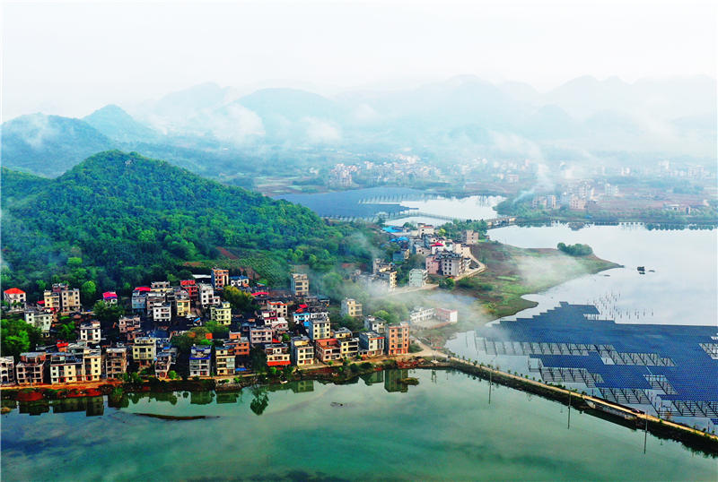 湖南省郴州市嘉禾縣千家洞水庫風(fēng)光。黃春濤攝