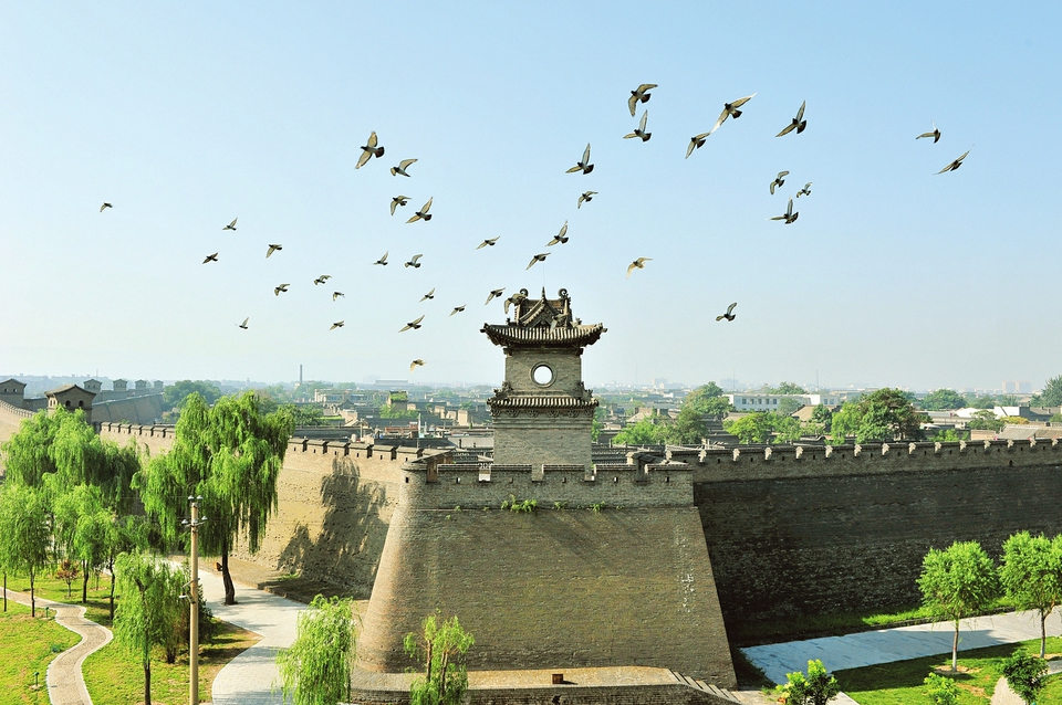 平遙古城在保護(hù)與傳承中煥發(fā)盎然生機(jī)。本報通訊員攝