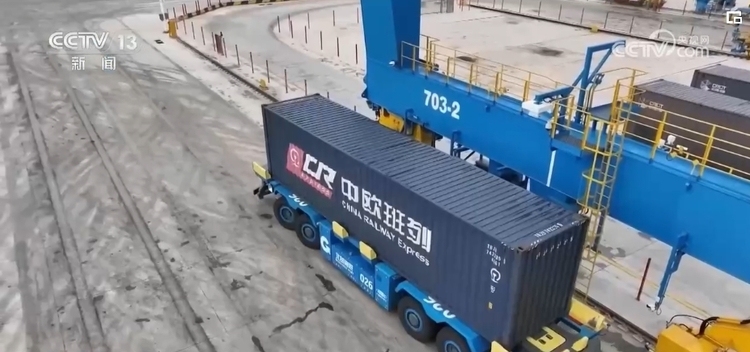 便企服務(wù)實(shí)打?qū)?為企業(yè)“出?！北ｑ{護(hù)航 經(jīng)濟(jì)發(fā)展“添”動力