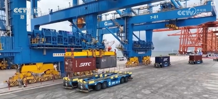 便企服務(wù)實(shí)打?qū)?為企業(yè)“出海”保駕護(hù)航 經(jīng)濟(jì)發(fā)展“添”動力