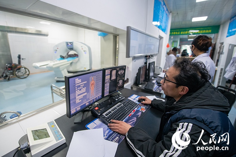 震中日記｜“謝謝，曼巴啦！”