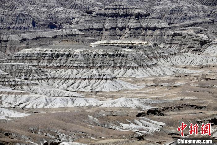 4月5日，西藏阿里札達土林?！±盍?攝