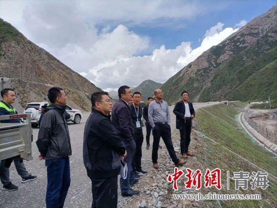 圖為生態(tài)環(huán)保專(zhuān)項(xiàng)督查現(xiàn)場(chǎng)。 孫舒亞攝