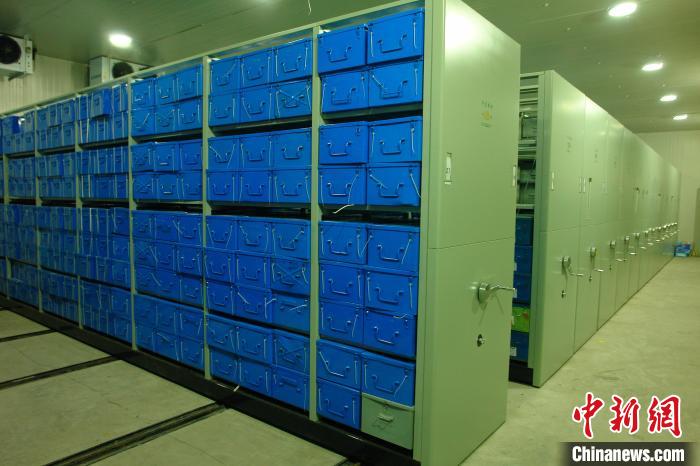 圖為國家農(nóng)作物種質(zhì)資源復(fù)份庫(西寧)?！∏嗪Ｊ∞r(nóng)業(yè)農(nóng)村廳供圖