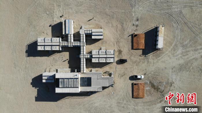 圖為無人機航拍火星營地?！O睿 攝