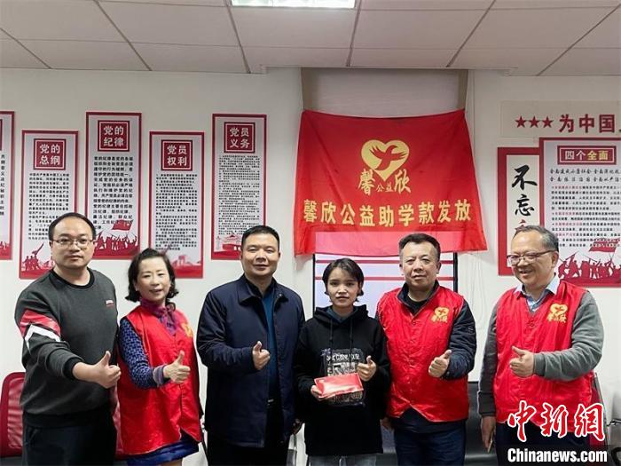 在湘求學(xué)的西藏女孩：“我淋過(guò)雨，也想努力為別人撐把傘”