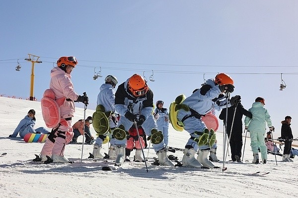 全球媒體聚焦 | 美國媒體：春節(jié)消費熱潮預示中國進入消費新時代