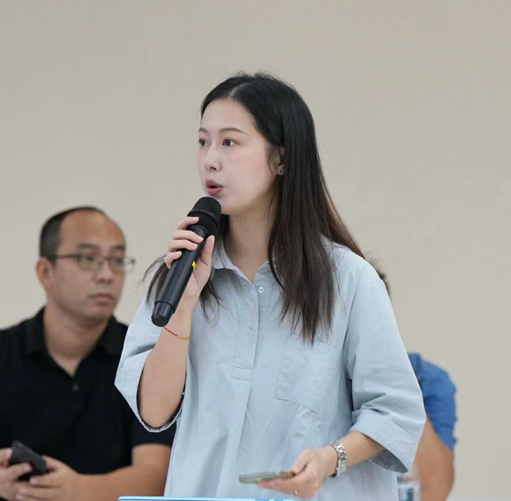 人民網(wǎng)記者提問(wèn)。水利部供圖