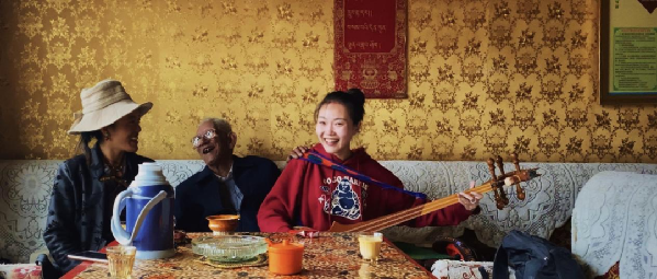 講好中華民族共同體故事，讓網(wǎng)絡(luò)“連心”更“聚心”