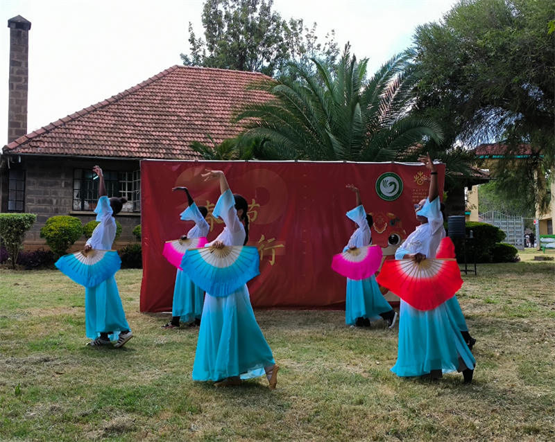 埃格頓大學(xué)春節(jié)體驗(yàn)活動(dòng)。埃格頓大學(xué)孔子學(xué)院供圖