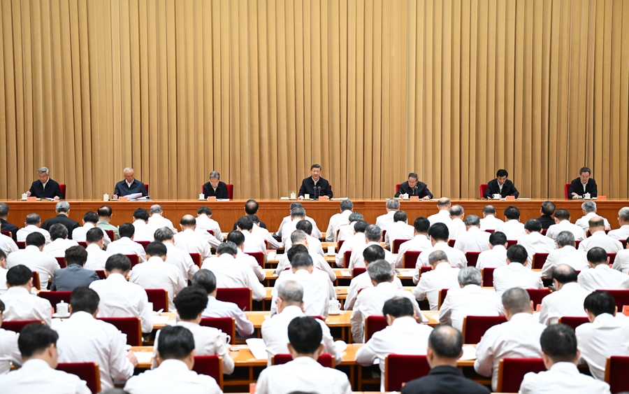 7月14日至15日，中央城市工作會(huì)議在北京舉行。中共中央總書(shū)記、國(guó)家主席、中央軍委主席習(xí)近平出席會(huì)議并發(fā)表重要講話。中共中央政治局常委李強(qiáng)、趙樂(lè)際、王滬寧、蔡奇、丁薛祥、李希出席會(huì)議。