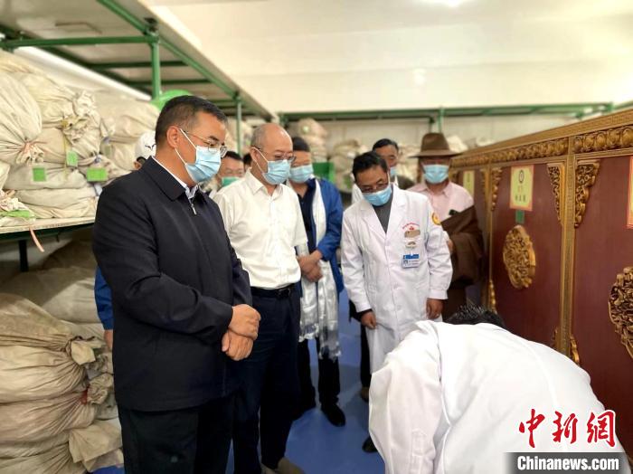 青海：“花式”取經(jīng)，傳承應用多項中藏醫(yī)適宜技術(shù)