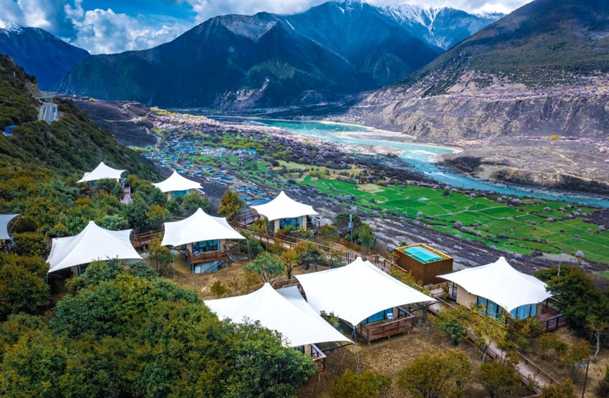 依托桃花資源，打造文旅產(chǎn)業(yè)。 張靜攝