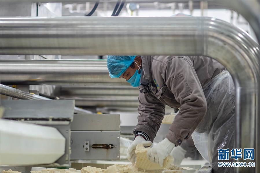 （脫貧攻堅）（1）云南迪慶藏區(qū)：打好防疫脫貧兩場戰(zhàn)役