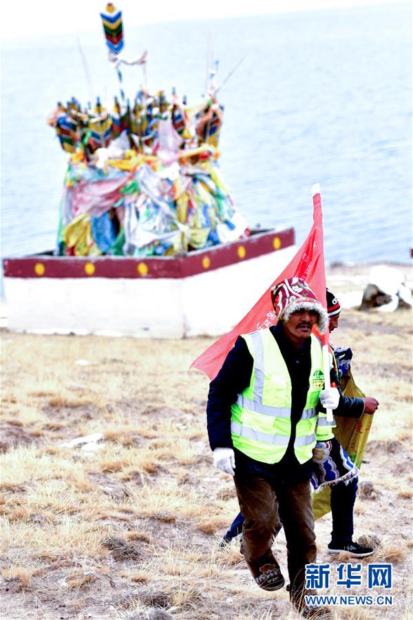 (環(huán)境)(5)三江源生態(tài)管護員群像