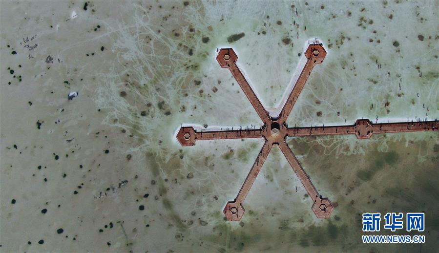 (坐著高鐵看中國(guó))(11)青藏鐵路串起高原旅游“珍珠鏈”