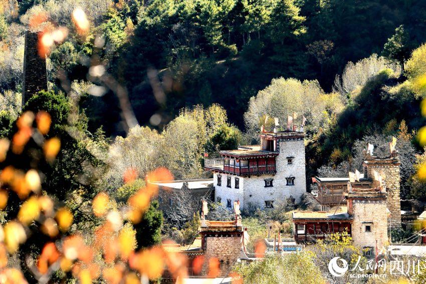 丹巴美景。李永安攝