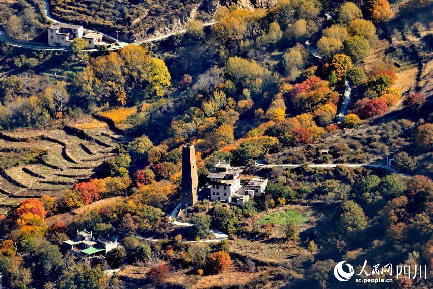 丹巴美景。李永安攝