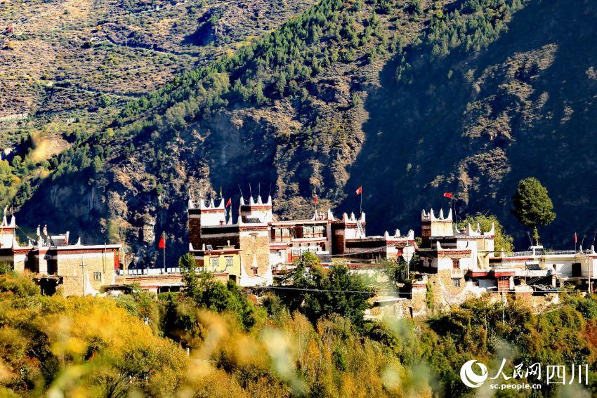 丹巴美景。李永安攝