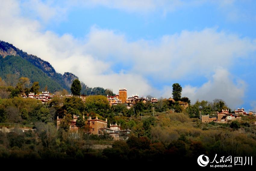 丹巴美景。李永安攝