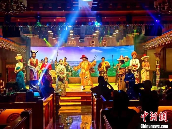 青海玉樹小伙創(chuàng)業(yè)記:感恩之心讓“帳篷”餐館變?nèi)宋摹按蚩c(diǎn)”