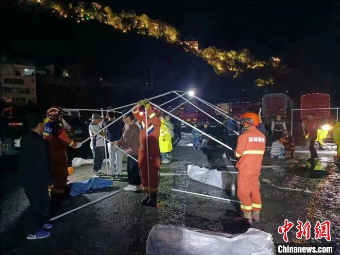 四川阿壩州:調(diào)撥7955件救災(zāi)物資到地震災(zāi)區(qū)