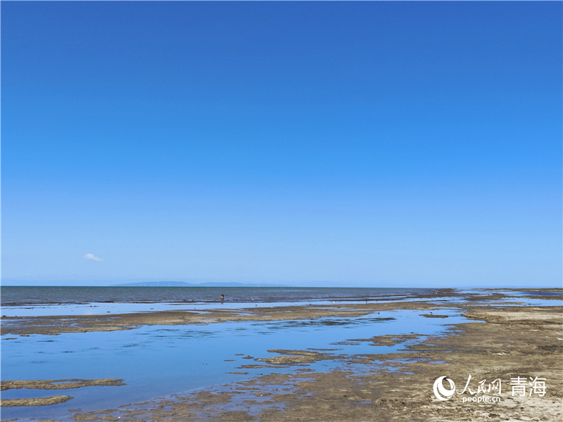   青海湖仙女灣。人民網(wǎng) 張莉萍攝