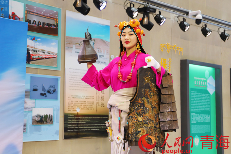 藏品展示。人民網(wǎng) 楊啟紅攝