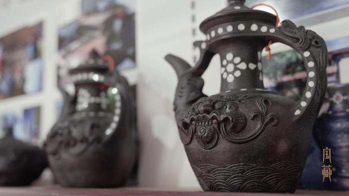 圖為尼西黑陶作品?！垍?攝