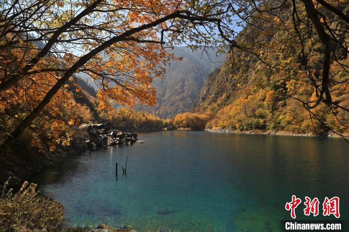 松坪溝風(fēng)光。　劉通 攝