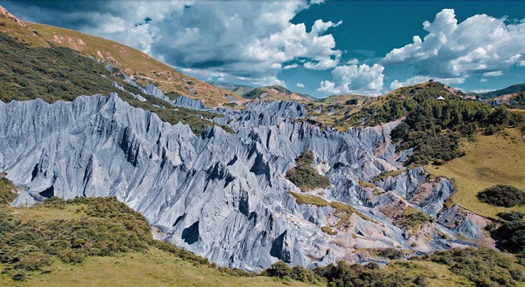 道孚縣墨石公園。甘孜州文旅局供圖