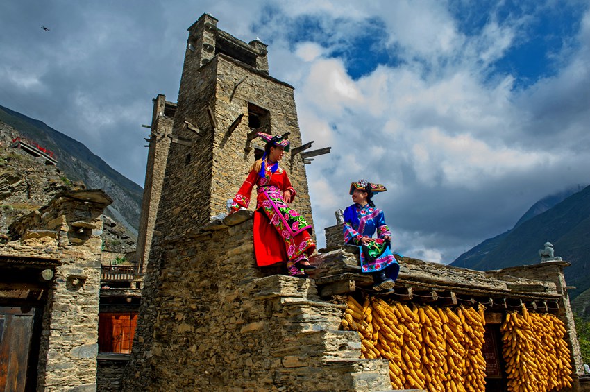 四川省阿壩州理縣桃坪村。四川省文旅廳供圖