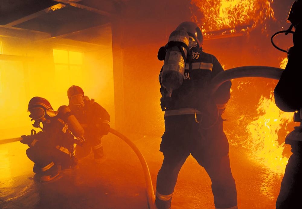 真煙真火，實(shí)戰(zhàn)演練。