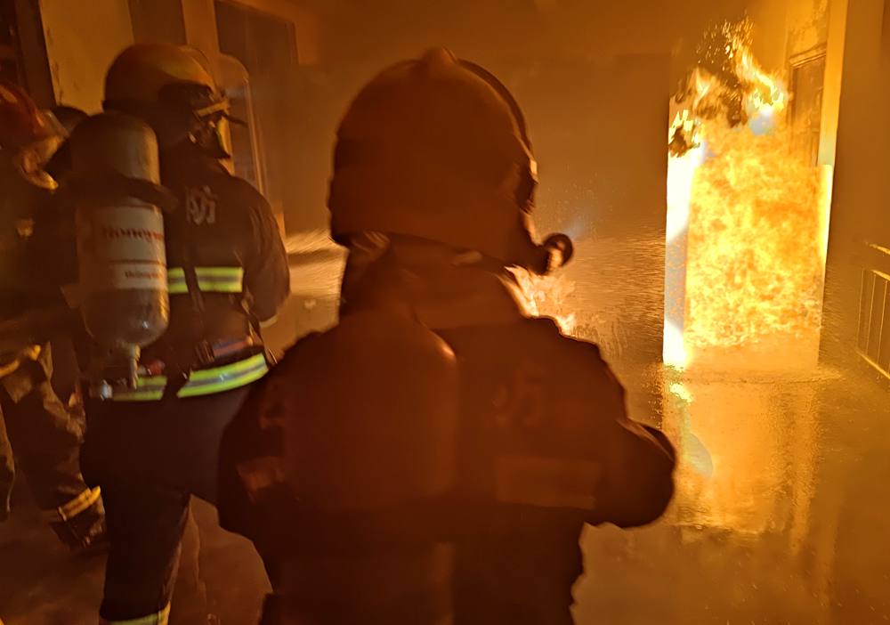 真火內(nèi)攻實(shí)操訓(xùn)練。