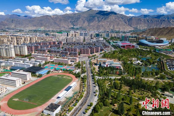 圖為西藏拉薩柳梧新區(qū)?！〗w波 攝