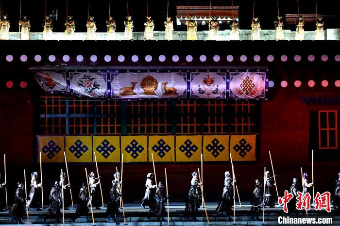 3月17日，西藏拉薩，《文成公主》大型史詩劇演出現(xiàn)場?！±盍?攝