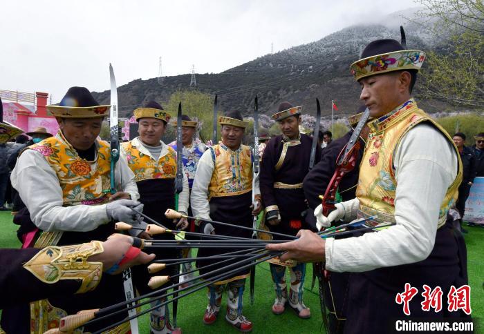 3月28日，參加響箭比賽的選手們。　李林 攝