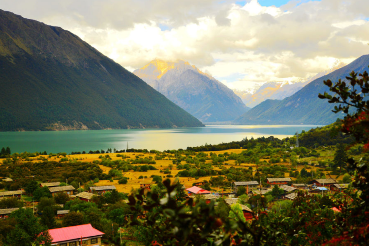 懂西藏的人，一定不會錯過林芝的秋天