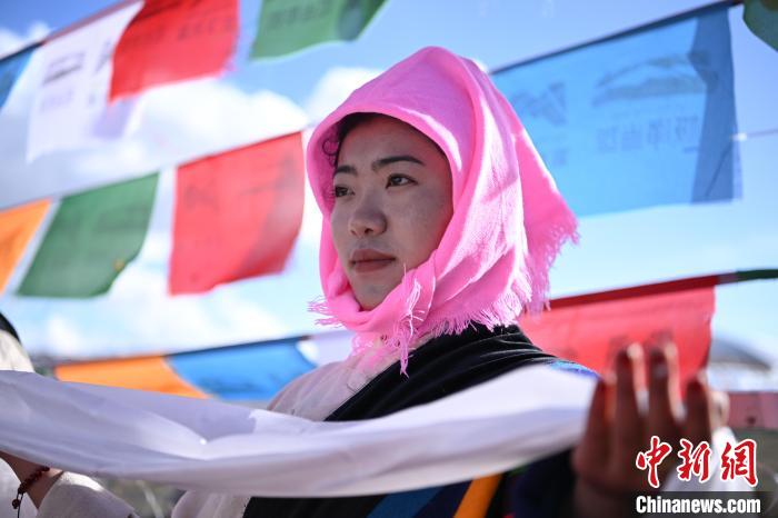 西藏：“情定當雄”篝火鍋莊晚會開啟拉薩文旅盛宴