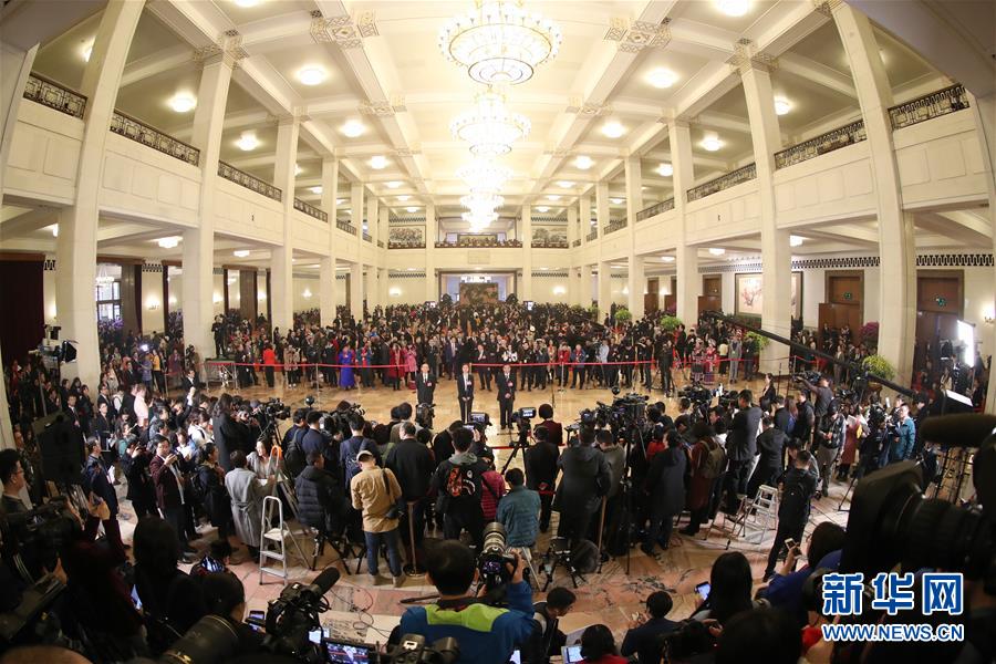 (新華全媒頭條·兩會特別報道·圖文互動)(1)中國發(fā)展的明天一定更美好——從全國兩會看奮進中國的發(fā)展信心